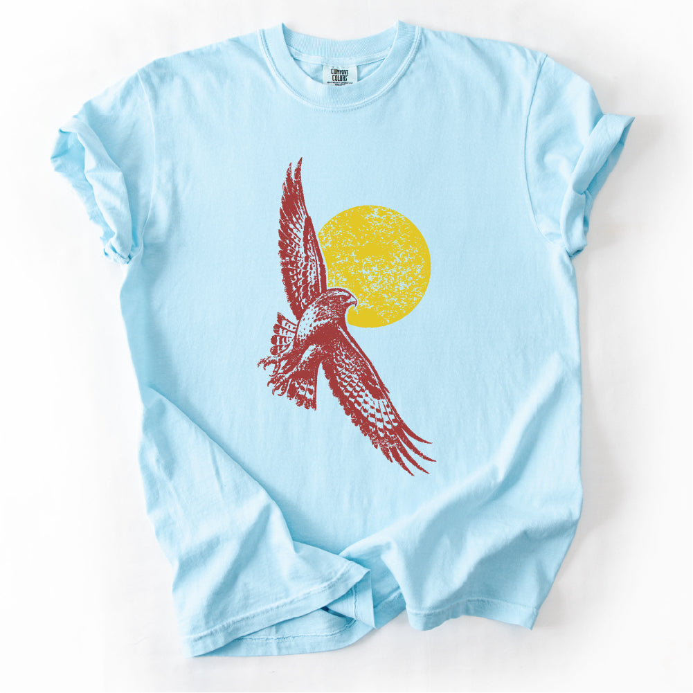 Red-tailed Hawk Sun Graphic T-shirt