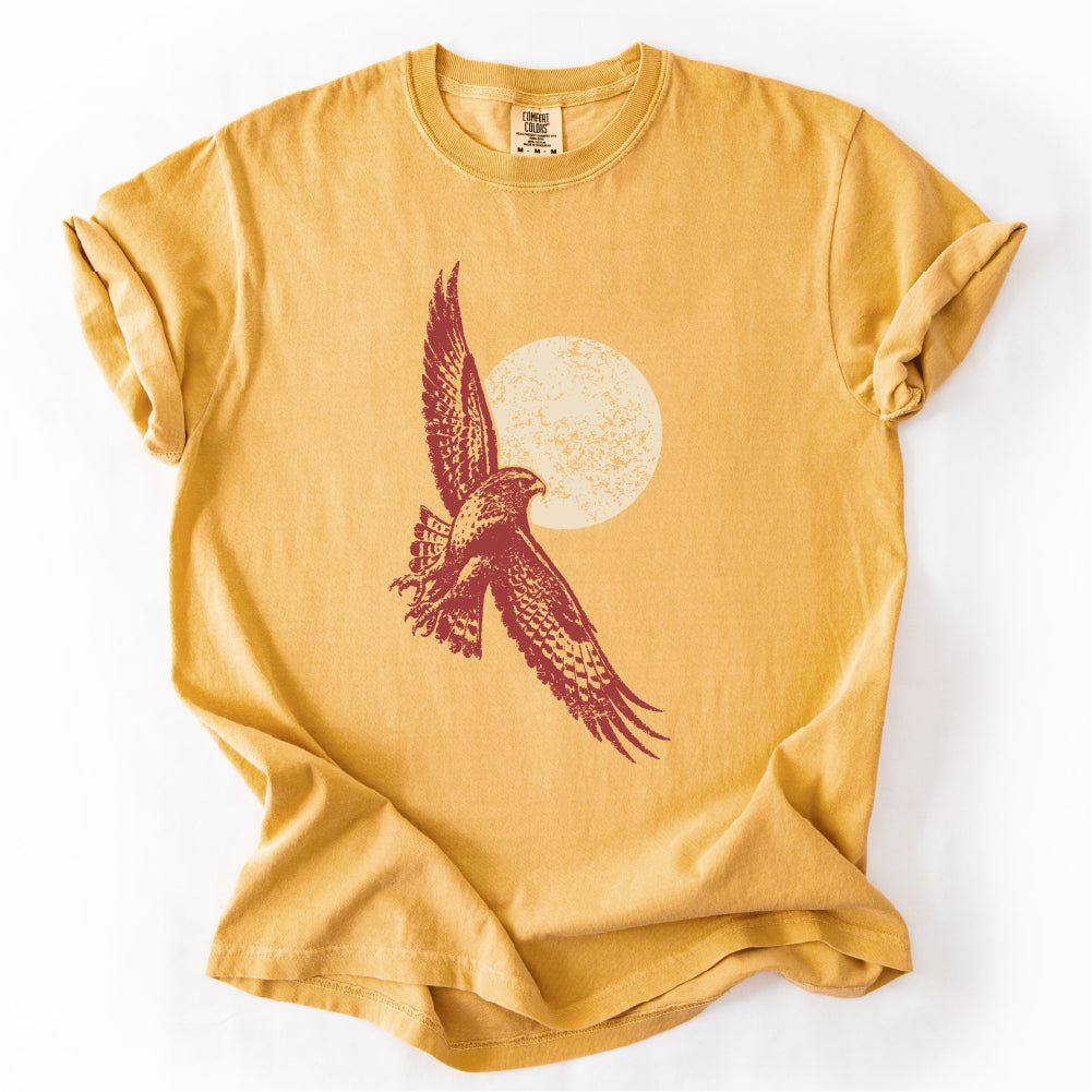 Red-tailed Hawk Sun Graphic T-shirt