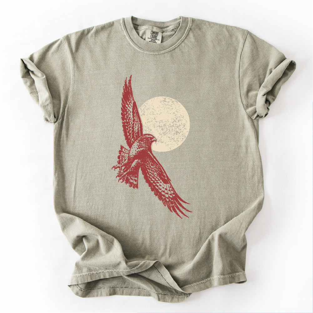 Red-tailed Hawk Sun Graphic T-shirt