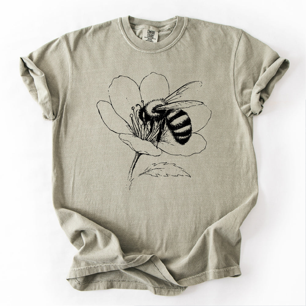 Vintage Line Art Honey Bee Wildflower T-shirt
