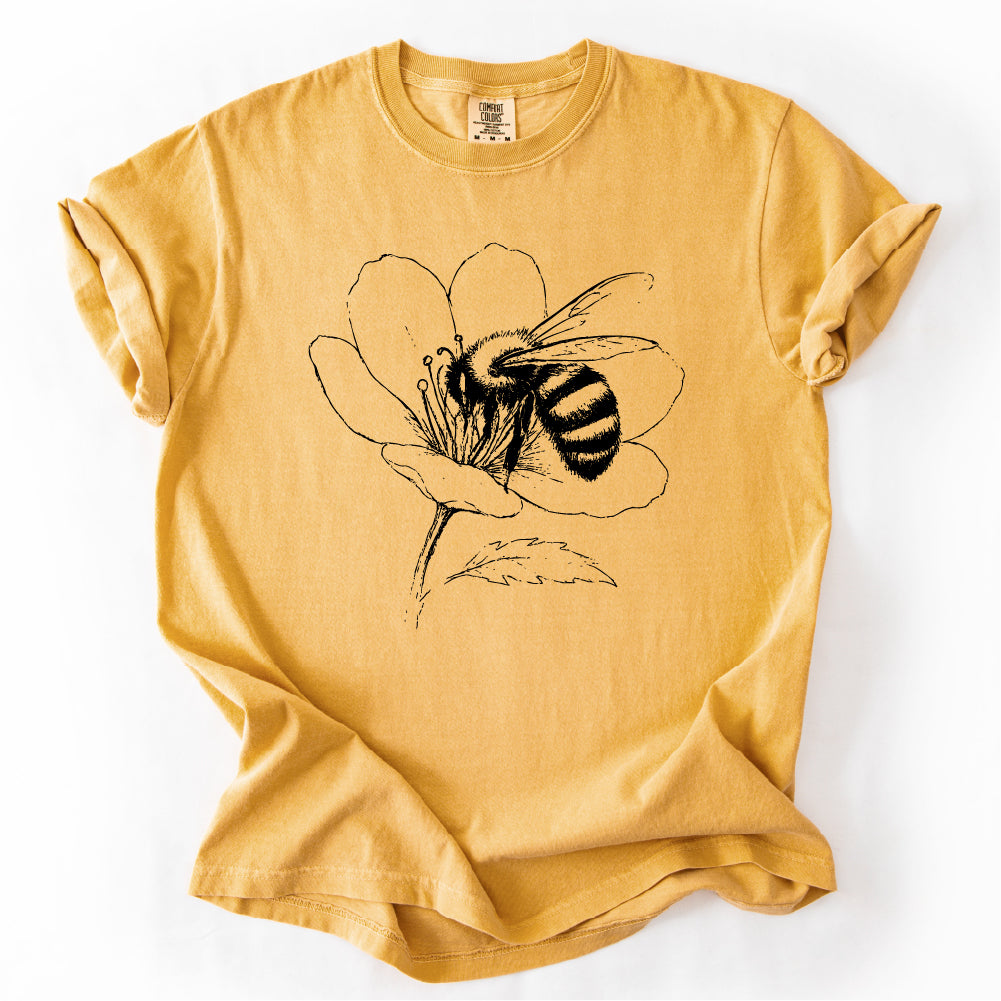 Vintage Line Art Honey Bee Wildflower T-shirt