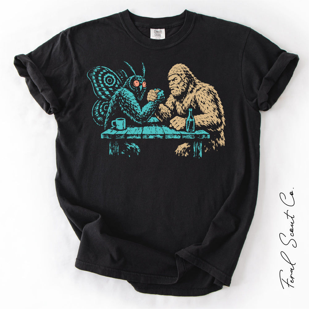 Mothman Bigfoot Arm Wrestling Tshirt